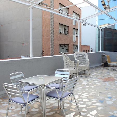 Precioso Apartamento Con Terraza Lejlighed Madrid Eksteriør billede
